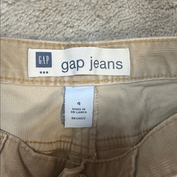 Gap corduroy skirt - Picture 2 of 3